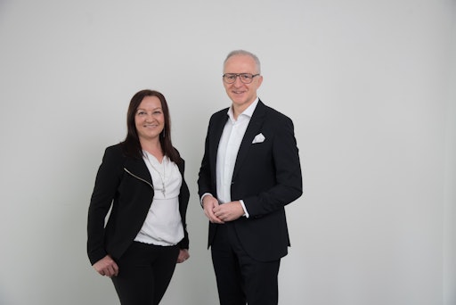 Birgit Streicher (APG-Personalchefin) und Gerhard Christiner (APG
Vorstandssprecher)