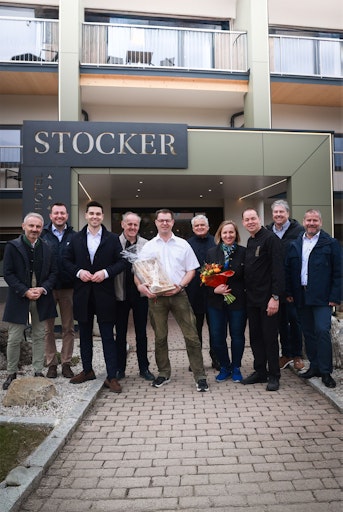 Die DONAU Versicherung gratuliert der Familie Ramsebner zur
erfolgreichen Wiedereroffnung des Landhotels "Das Stocker".