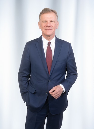 Vorschau Bild von Der gebürtige Salzburger Michael Strebl ist neuer Vorstand der
Energieregulierungsbehörde in Wien.