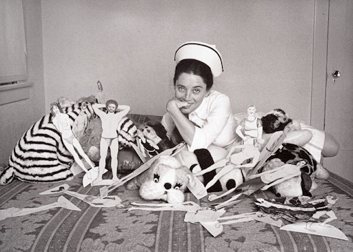 Eleanor Antin, Nurse Eleanor, R.N., 1976 / 2007, courtesy of the
artist und Diane Rosenstein Gallery, Los Angeles, und Andrew Kreps
Gallery, New York // Weiterer Text über ots und
www.presseportal.ch/de/nr/100052612 / Die Verwendung dieses Bildes
für redaktionelle Zwecke ist unter Beachtung aller mitgeteilten
Nutzungsbedingungen zulässig und dann auch honorarfrei.
Veröffentlichung ausschließlich mit Bildrechte-Hinweis.