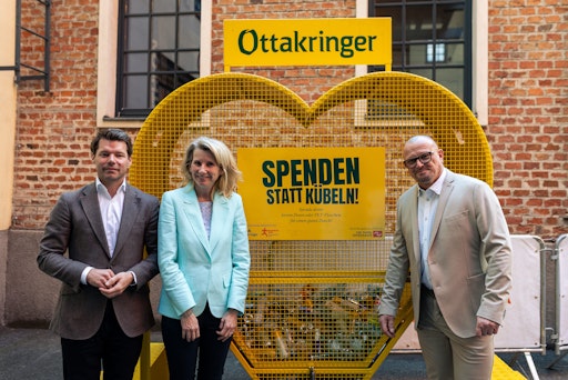 Im Bild (v. l.): Florian Hochebner (Geschäftsführer Ottakringer
Brauerei), Alexandra Gruber (Geschäftsführerin Die Tafel Österreich)
und Gerhard Wehr (Geschäftsführer Wien Energie Business Run)