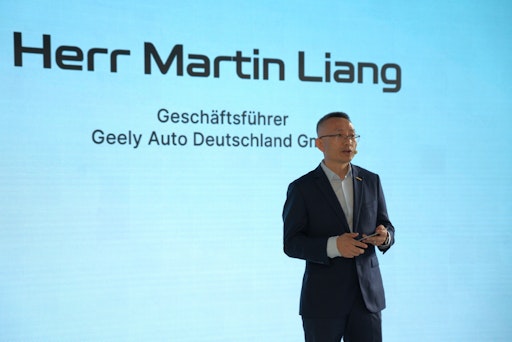 Martin Liang, Geschäftsführer Geely Auto Deutschland GmbH //
Weiterer Text über ots und www.presseportal.de/nr/178142 / Die
Verwendung dieses Bildes für redaktionelle Zwecke ist unter
Beachtung aller mitgeteilten Nutzungsbedingungen zulässig und dann
auch honorarfrei. Veröffentlichung ausschließlich mit
Bildrechte-Hinweis.