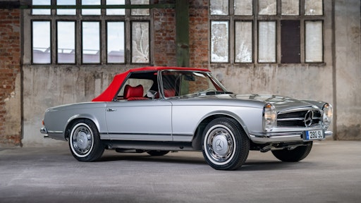 The most expensive item purchased by an Austrian collector on
Catawiki in 2025 was a 1968 Mercedes-Benz 280 SL 'Pagode', which
sold for EUR162,000. // Weiterer Text über ots und
www.presseportal.de/nr/112305 / Die Verwendung dieses Bildes für
redaktionelle Zwecke ist unter Beachtung aller mitgeteilten
Nutzungsbedingungen zulässig und dann auch honorarfrei.
Veröffentlichung ausschließlich mit Bildrechte-Hinweis.