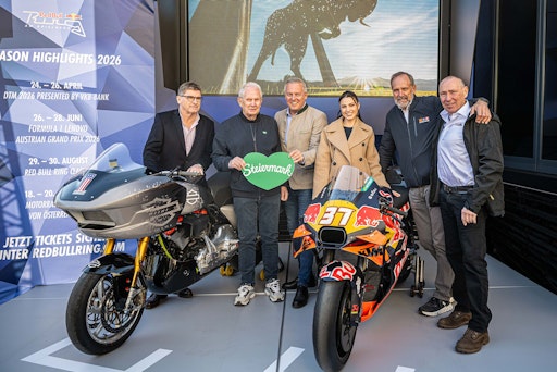 Vorschau Bild von Hochkarätige Gäste bei der Pressekonferenz