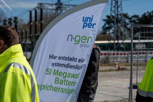 Vorschau Bild von Detail - Spatenstich 50 MW Batteriespeicheranlage in
Wilhelmshaven