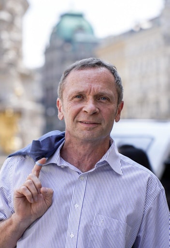 Portätaufnahme des Geschäftsführers der Czako Partner GmbH, Herr
Mag. Helmut Artacker.