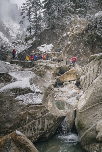 Vorschau Bild von Das Sichtungscamp im Zillertal findet bei starkem Schneefall
statt