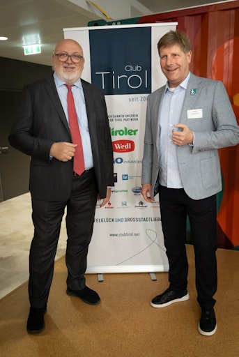 Vorschau Bild von ÖBB CEO Andreas Matthä mit Club Tirol-Präsident Julian Hadschieff