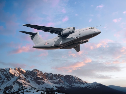  Foto: Montage / Erste Bundesheer-Piloten am neuen
Transportflugzeug C-390 ausgebildet