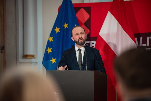  Der steirische SPÖ Chef Max Lercher fordert die Abberufung des
steirischen ORF Stiftungsrats Thomas Prantner.