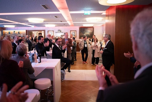 Vorschau Bild von Get-Together am Abend