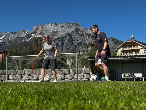 Vorschau Bild von Im Mittelpunkt stand die zentrale Rolle von Bewegung für Kinder,
Jugendliche und auch Erwachsene.