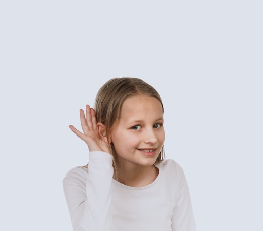 Vorschau Bild von Mädchen mit Hand am Ohr