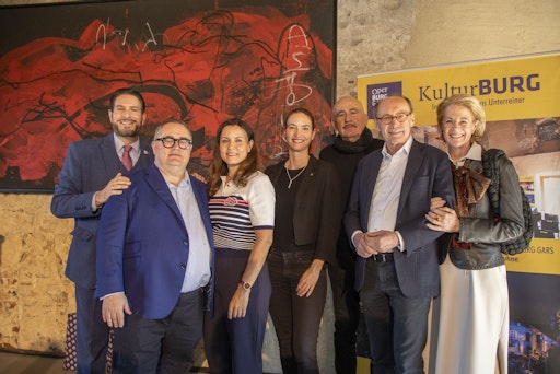 Vorschau Bild von Clemens Unterreiner, Werner Trenker, Sonja Zsolnai-Kasztler,
Krystyna Schreiber, Hannes Mlenek, Othmar Karas, Christa
Karas-Waldheim