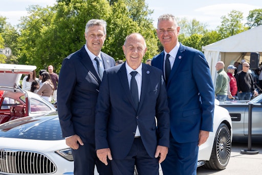 Vorstand des Mercedes-Benz SL-Club Austria; v.l.n.r.: Michael H.
Aigner, Robert Heinschl, Markus Grasel