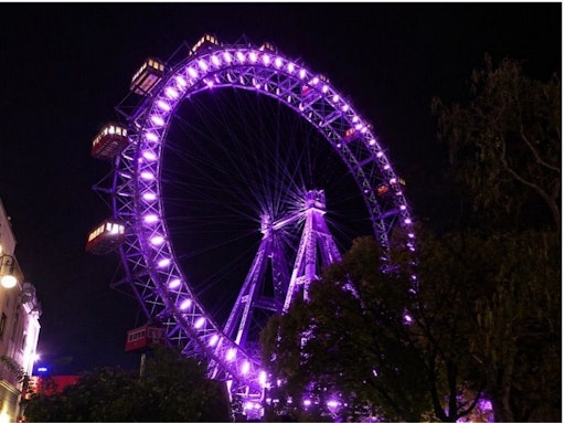 Das Wiener Riesenrad wird am 5. Mai anlässlich des
Welt-Lungenhochdruck-Tag in lila erstrahlen