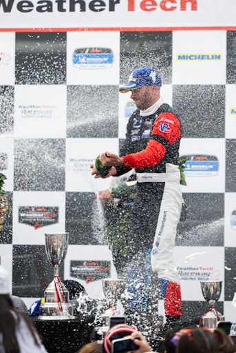 Vorschau Bild von Philipp Eng auf dem Podium