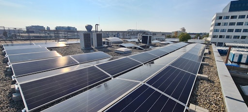 Vorschau Bild von PV-Anlage auf dem Dach der PowerSolution Energieberatung GmbH