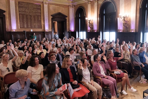 Ausverkaufte Finanzkonferenz für Frauen im Palais Eschenbach