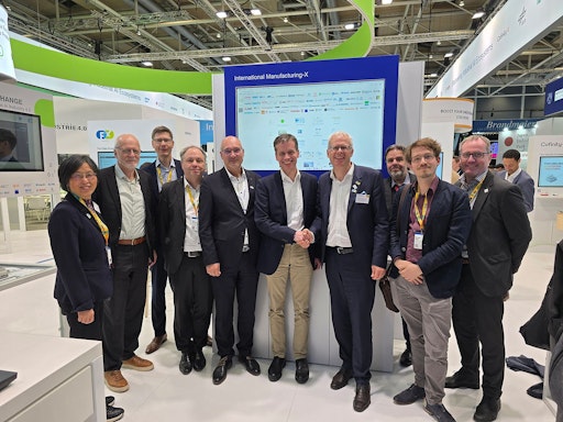 Vertreter des österreichische Gaia-X Hub Austria gemeinsam mit
internationalen Stakeholdern auf der Hannover Messe