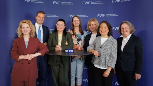 Wissenschaftsministerin Eva-Maria Holzleitner, FWF-Präsident
Christof Gattringer und FWF-Vizepräsidentin Ursula Jakubek blickten
bei einer Pressekonferenz gemeinsam mit den geförderten
Forscherinnen Tal Scully (IMBA/ÖAW), Claudia Wilhelm (Universität
Wien), Elly Tanaka (IMBA/ÖAW) und Ruth Breu (Universität Innsbruck)
auf das vergangene Förderjahr zurück (v.l.n.r.)