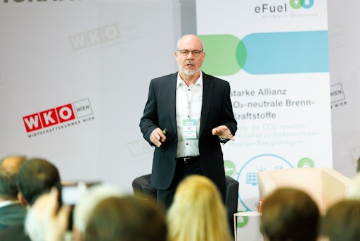  Christian Beidl, Leiter am Institut für
Verbrennungskraftmaschinen und Fahrzeugantriebe an der TU Darmstadt