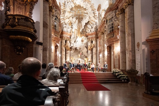  Podiumsdiskussion in der Wiener Karlskirche.
