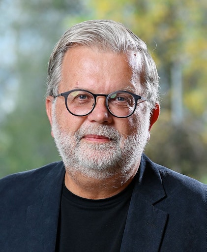 Vorschau Bild von Thomas Klinger, Leiter des Forschungszentrums myLab
