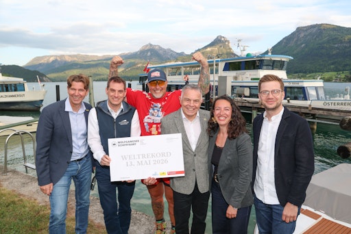 Vorschau Bild von v.l.n.r. Stefan Brandlehner, Geschäftsführer Tourismusverband
Salzkammergut; Patrick De-Bettin, Geschäftsführer Wolfgangsee
Tourismus Gesellschaft; Franz Müllner, The Austrian Rock; Dr. Rainer
Riedl, Obmann Debra Austria; Seda Röder, Destinationsmanagerin St.
Wolfgang; Tobias Pürcher, Geschäftsführer Salzburg AG Tourismus GmbH