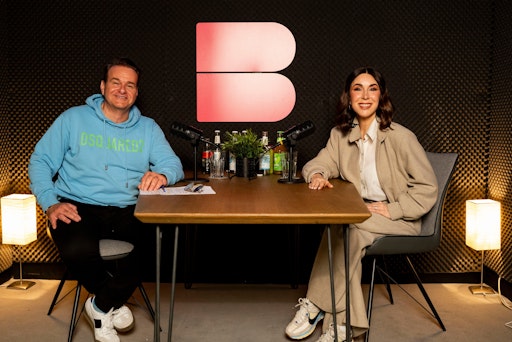 Judith Williams im Gespräch mit Banijay Germany CEO Marcus Wolter
im Banijay-Podcast WOLTER TALKS // Weiterer Text über ots und
www.presseportal.de/nr/145946 / Die Verwendung dieses Bildes für
redaktionelle Zwecke ist unter Beachtung aller mitgeteilten
Nutzungsbedingungen zulässig und dann auch honorarfrei.
Veröffentlichung ausschließlich mit Bildrechte-Hinweis.