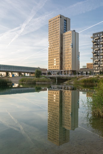 Vorschau Bild von das HoHo Wien von außen, wo die Viennaestate ihr Office hat
