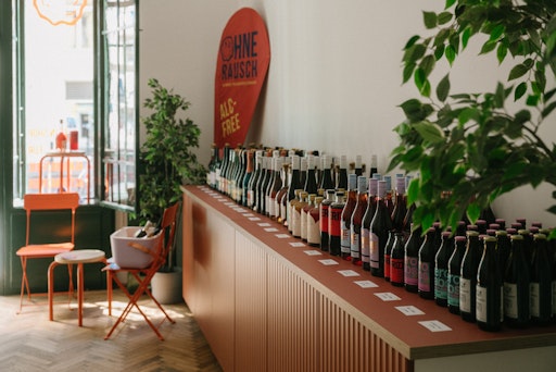 Shop am Aumannplatz 2, 1180 Wien