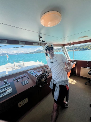  Philip Hitschler-Becker bringt mit hitschies die
Beachvolleyball-Party zurück an den Wörthersee.