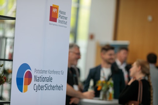  Cybersicherheit in Zeiten globaler Umbrüche: HPI lädt zur
Potsdamer Konferenz für Nationale CyberSicherheit 2026 // Weiterer
Text über ots und www.presseportal.de/nr/22537 / Die Verwendung
dieses Bildes für redaktionelle Zwecke ist unter Beachtung aller
mitgeteilten Nutzungsbedingungen zulässig und dann auch honorarfrei.
Veröffentlichung ausschließlich mit Bildrechte-Hinweis.