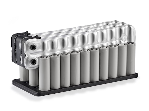 Vorschau Bild von FLEXCOOLER®: Die weltweit leichteste, effizienteste und
leistungsstärkste Flüssigkeitskühlkomponente für Batterien.
