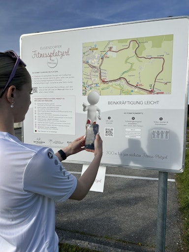 Vorschau Bild von Einfach QR-Code scannen und Übungsprogramm öffnet sich.