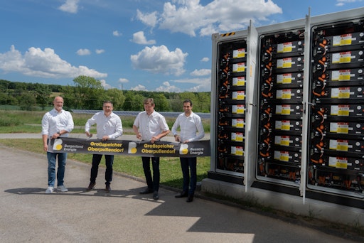 vlnr: BE Energy Josef Kuzmits, Landtagsabgeordneter Jürgen
Karall, Bürgermeister Oberpullendorf Johann Heisz, CEO Burgenland
Energie Stephan Sharma