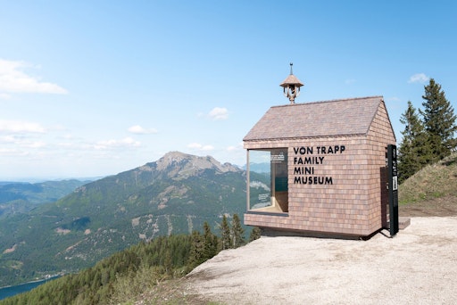 Vorschau Bild von Von Trapp Family Mini Museum am Zwölferhorn