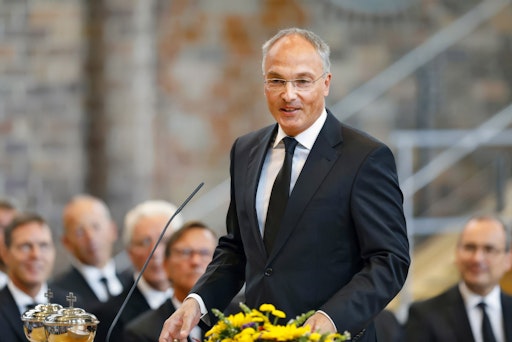Vorschau Bild von Stammapostel Helge Mutschler // Weiterer Text über ots und
www.presseportal.ch/de/nr/100103672 / Die Verwendung dieses Bildes
für redaktionelle Zwecke ist unter Beachtung aller mitgeteilten
Nutzungsbedingungen zulässig und dann auch honorarfrei.
Veröffentlichung ausschließlich mit Bildrechte-Hinweis.