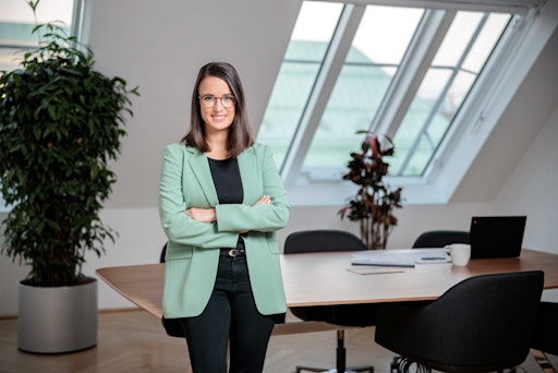 Vorschau Bild von Julia Reilinger, Mitglied der Geschäftsführung in der B&C-Gruppe