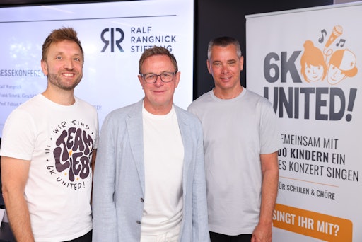 https://www.apa-fotoservice.at/galerie/39960 Im Bild vlnr: Prof.
Fabian Sennholz (Künstlerischer Leiter 6K UNITED!), Ralf Rangnick,
Frank Scherk (Geschäftsführer 6K UNITED!)