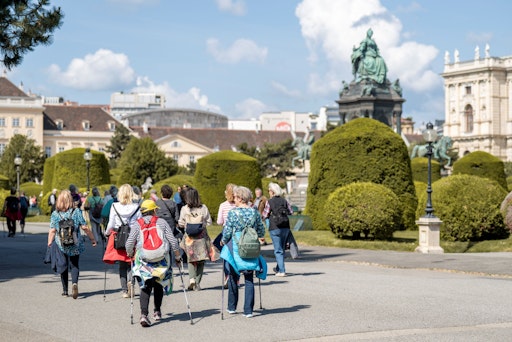 Zwischen dem Kunsthistorischen Museum und dem Naturhistorischen
Museum zeigt sich der Walk von seiner kulturellen Seite.