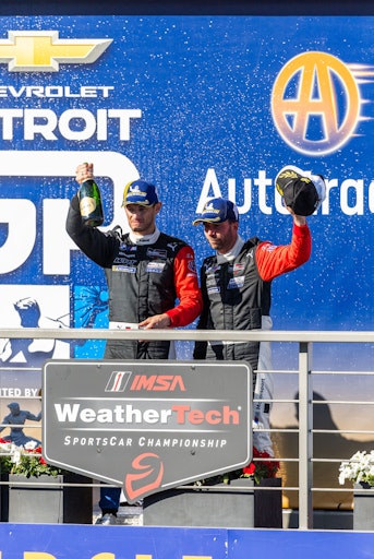 Vorschau Bild von Philipp Eng und Macro Wittmann auf dem Podium