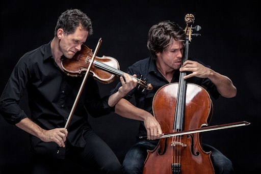 Matthias Bartolomey, Violoncello und Klemens Bittmann, Violine