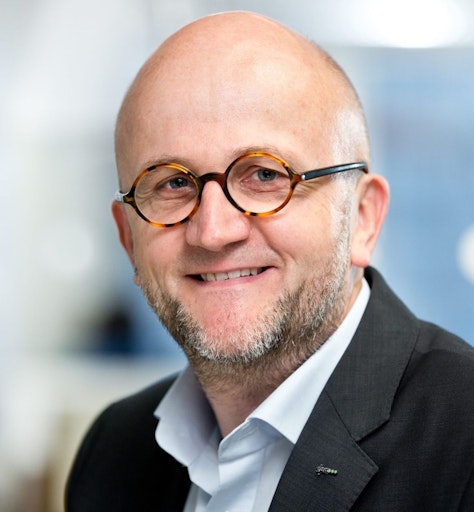 Vorschau Bild von Meinolf Ellers (64), bisheriger Geschäftsführer der UseTheNews
gGmbH, wechselt in den Ruhestand. // Weiterer Text über ots und
www.presseportal.de/nr/8218 / Die Verwendung dieses Bildes für
redaktionelle Zwecke ist unter Beachtung aller mitgeteilten
Nutzungsbedingungen zulässig und dann auch honorarfrei.
Veröffentlichung ausschließlich mit Bildrechte-Hinweis.