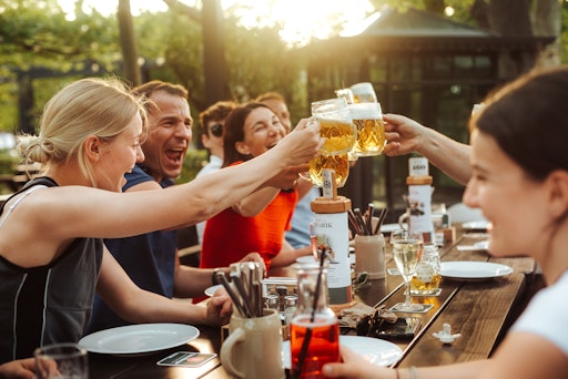 WM-Fieber im Wiener Prater: Public Viewing im Bio-Restaurant