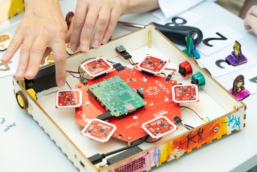 Vorschau Bild von Das „Innenleben“ der selbstgebauten HOORCH-Box