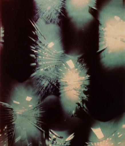 Vorschau Bild von Nina Porter SPR7W4445WC5240424 (Detail), 2024 C-type contact
print and C-type negative in artist’s frame 143 x 18.8 x 2.2 cm 56
1/4 x 7 3/8 x 7/8 in Courtesy of the artist and a. SQUIRE, London.
Photo: Jack Elliot Edwards