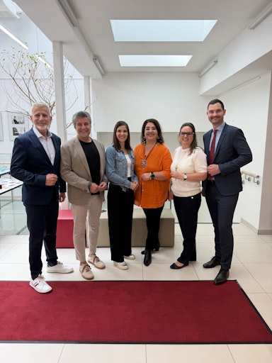 Foto (v.l.n.r) SLÖ-Bundesvorsitzender Thomas Bulant, Stefan
Sandriser, Christina Patterer- Burgstaller, SLÖ-Landesvorsitzende
Ines Domenig, Daniela Ahm, LR Peter Reichmann