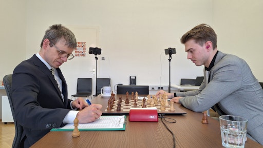 GM David Navara gegen GM Felix Blohberger